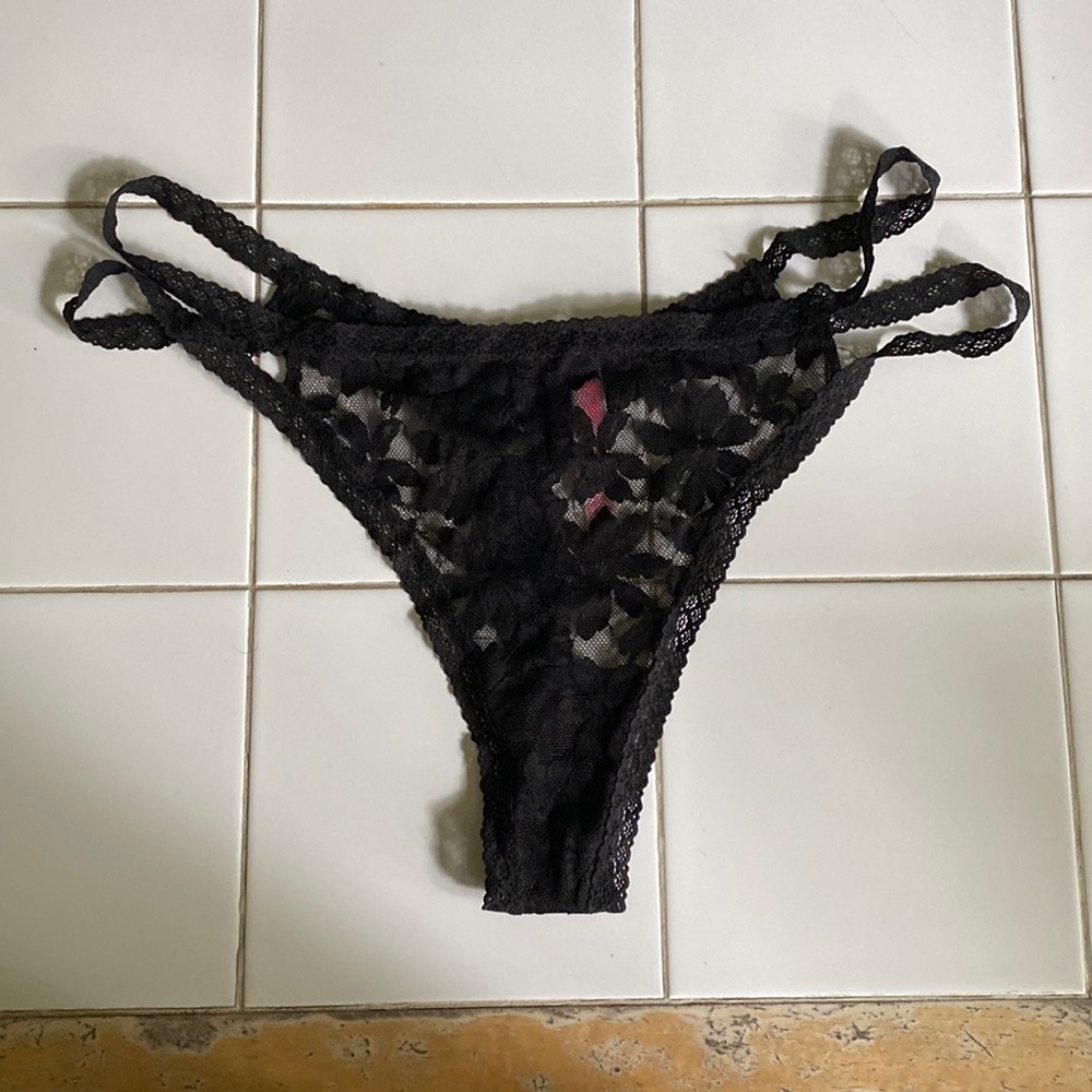pink, large, black